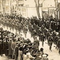 ph 24627 soldiers Toronto 1916