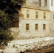 8159 distillery 1980