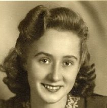 ph 23068: Leonore (Lore) Geiger, ca.1950.