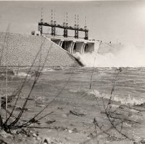 ph 9675 Shand Dam ca.1940