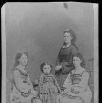 ph 17700: Four daughters of E.L. Flewwelling: Hannah, Amy, Martha, Mary Jan