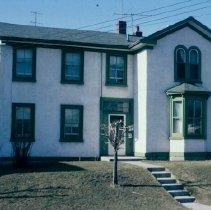 7480 stucco house 1974