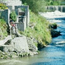 ph 18240_12 People on stone steps leading to river, Sept. 1986.