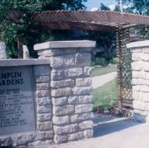 ph 18240_13 Stone entranceway with plaque, June 1987.