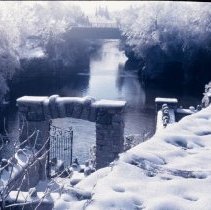 ph 18240_16 Looking over gate in Templin Gardens to Tower St. Bridge, Dec.