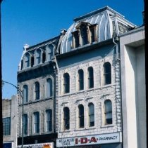 10359 Victoria Block 1981