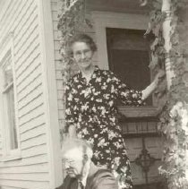 ph 21139 woman & man