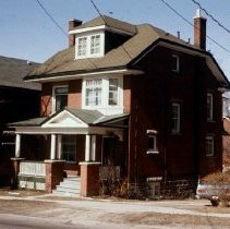 5454 house 1977