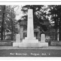 ph 14136  War memorial, ca. 1950