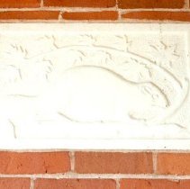 ph 19215 beaver sculpture ca.2000