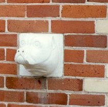 ph 19216 bulldog sculpture, ca.2000