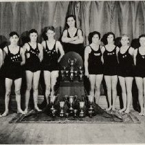 Fergus Swimming Team members, 1932.