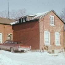 6599 house & car 1974