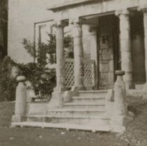5668 porch ca.1900