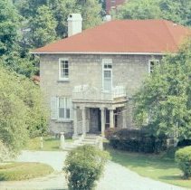 5672 facade & garden 1973