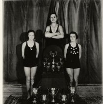 Fergus Swimming Team members, 1931-1932.