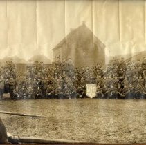 Military personnel, 1910-1920.