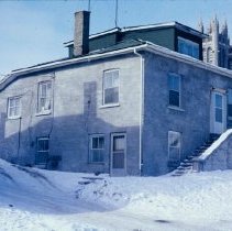 7518 stone house 1971