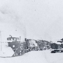 Train arriving at Harriston, winter 1947