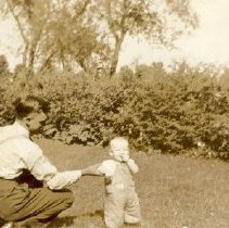 ph 19258 Eileen with hired man 1933