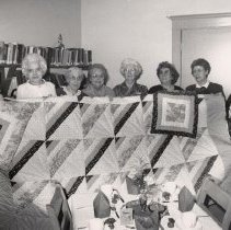 ph 14842 Elora WI quilters, 1991.