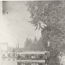 David Ritchie's pleasure tourboat on Grand River, Elora, ca.1910.