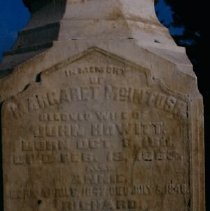 1704 Margaret McIntosh stone 1982