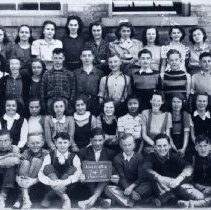 Grade 7 and 8, Harriston Public School, 1941-1942