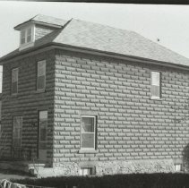 6927 house 1974