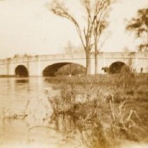 8736 bridge ca.1920