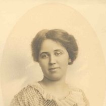 ph 16032: Woman [Maude Grange?] Seattle.