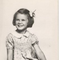 ph 16102: Young girl seated [Kingsmill / Cruickston / Grange?].