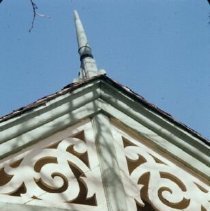 7907 brick house gable 1977