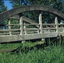 ph 17086a Bridge on 6th line of Eramosa Twp., 24 June 2002.
