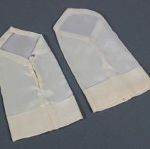 Full view, gauntlets (.02 & .03)