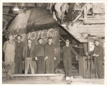 Po.113.0016.men With Big Tree December 1944