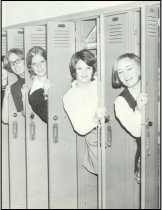 534.237. 1971 Mount Si High School Tenas Coma Yearbook-71