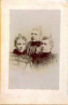 Carrie Porter, Eve and Jane Sloss