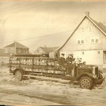 New fire truck, Ladder 2, 1928, Norman and Ralph Thompson
