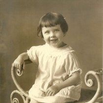 Elizabeth Brawn, 3-4 years old