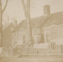 House near Cushing's Point