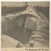 Scrapping of submarine in South Portland, 1959