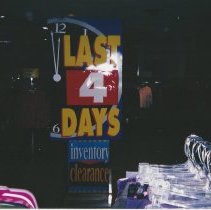 Filene's Department Store, Maine Mall. Interior photos of the final days.