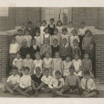 Kaler School class photo, fourth grade, 1932-33