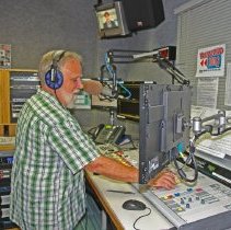 Chuck Igo at Rewind 100.9 FM