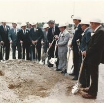 Groundbreaking ceremony for Maine Mall expansion in 1982