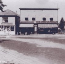 Willard Square in the mid-1930s