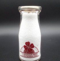 Cloverdale Dairy half pint bottle, back view