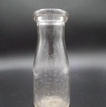 C.R. Dean 5/8 pint bottle