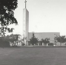 Holy Cross Church, 124 Cottage Road